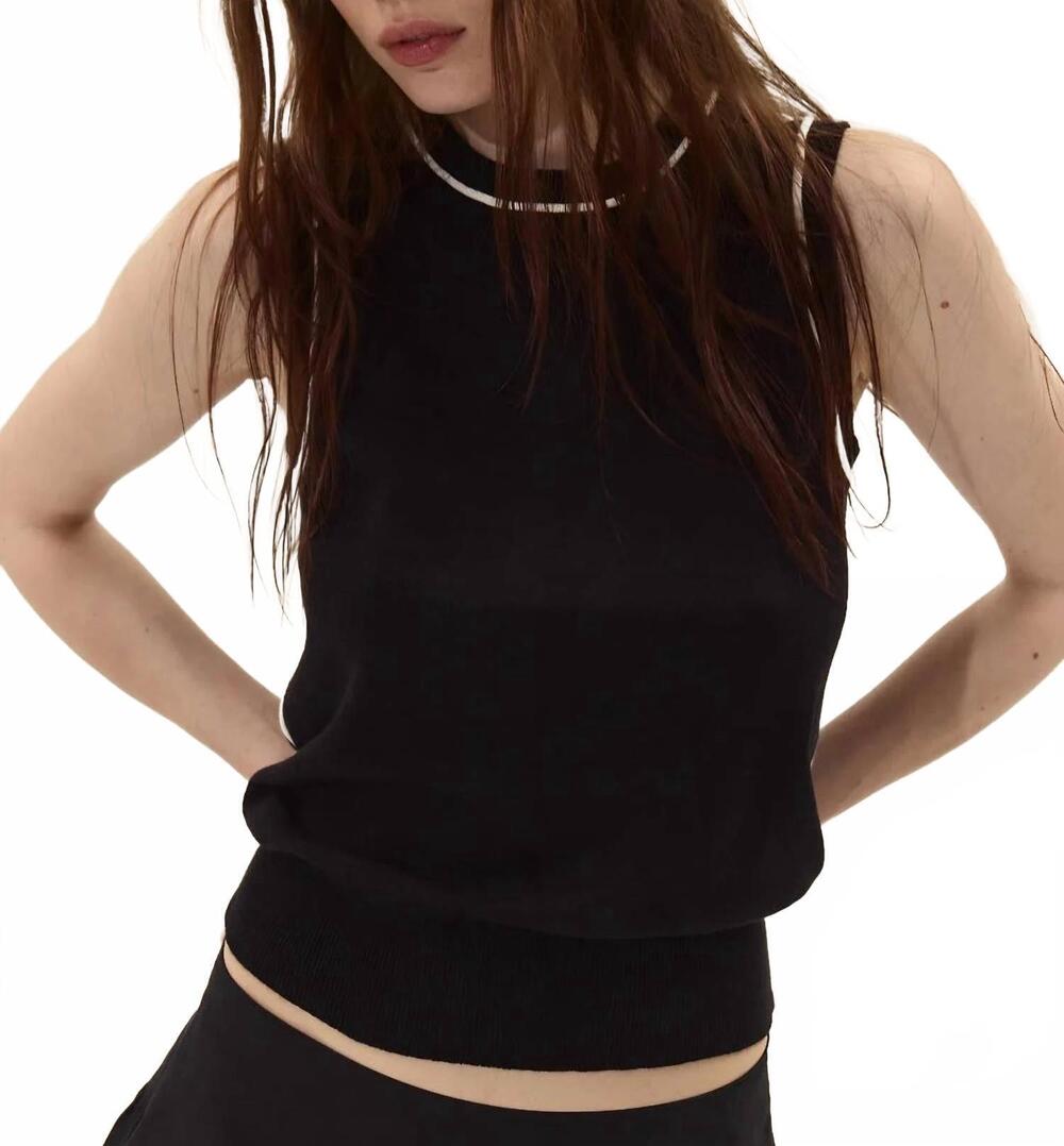 NEW DELUC symi knit top in black with ecru